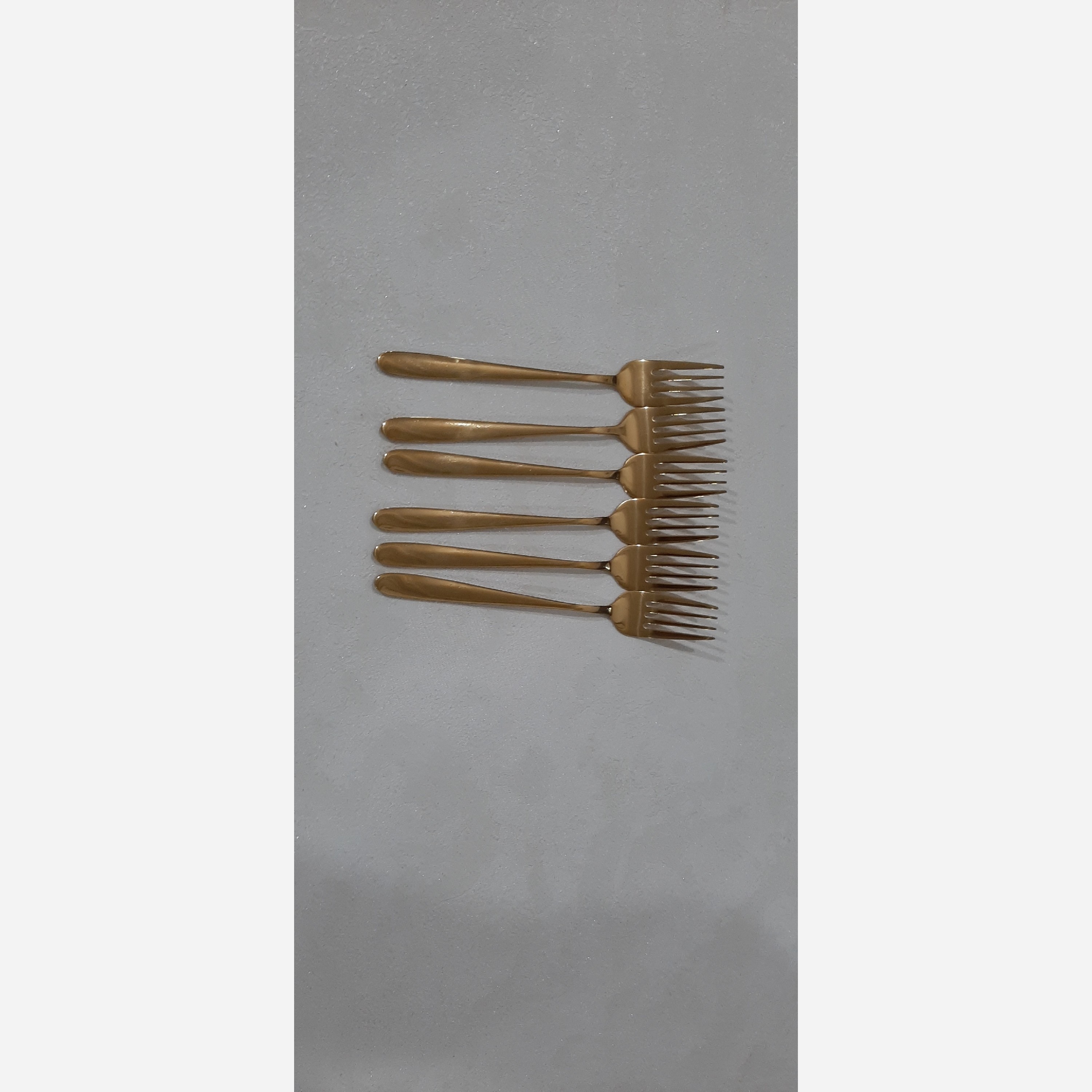 چنگال میوه خوری طلایی یونیک طرح ساده دونا