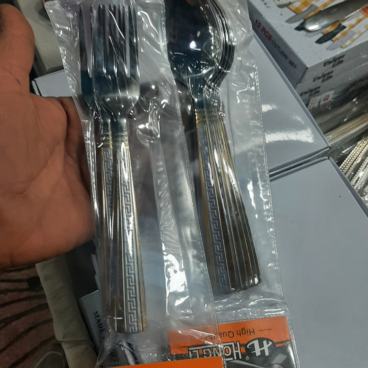 قاشق و چنگال طلایی طرح ورساج