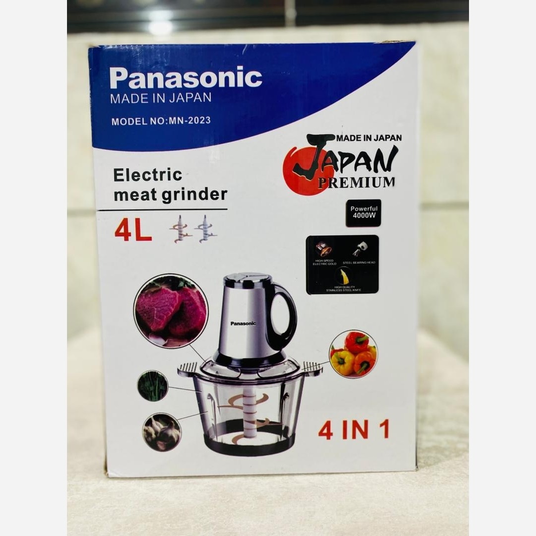 خوردکن  4 لیتری4000وات شیشه ای دارای 6 تیغه طلایی ودارای  طیغه اضافه  پاناسونیک  هک شده