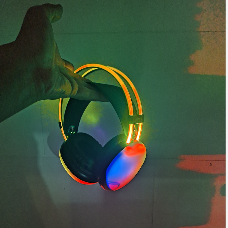 هدفون بلوتوث سونی درجه یک SONY-LED RGB LIGHTS