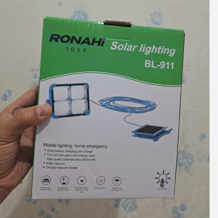 چراغ شارژی 288 ال ای دی سولار دار RONAHi-BL-911
