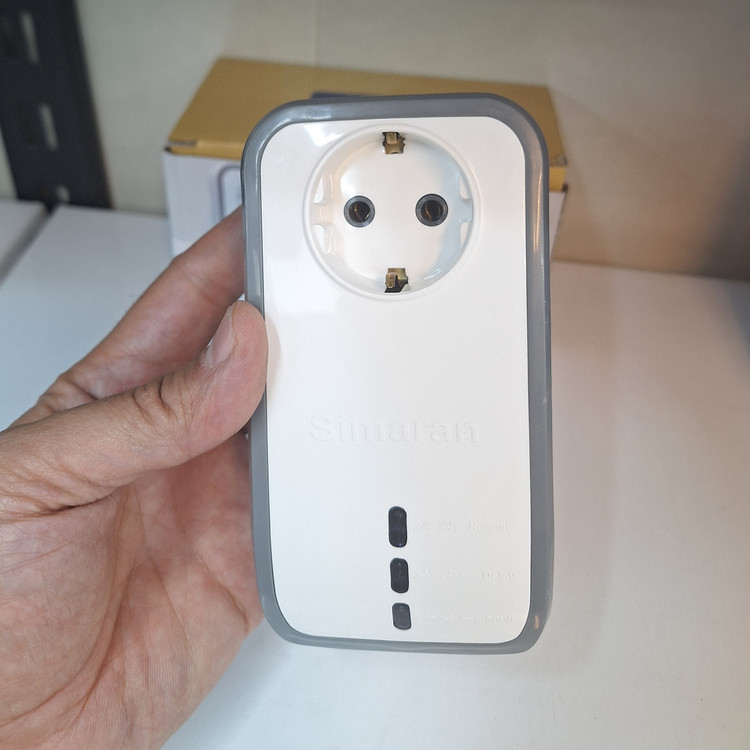 محافظ برق یخچال و پکیج استاندارد سیماران SM-125-RC